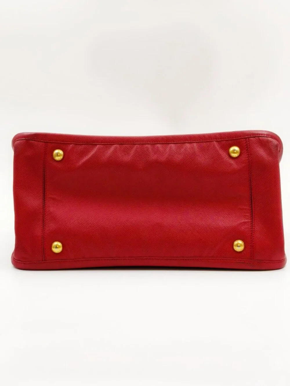 Prada beautiful pre